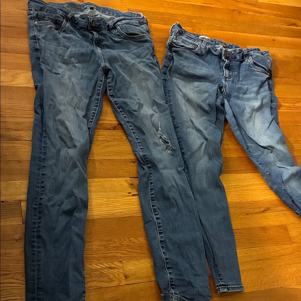 2 pairs of Women's Blue Skinny Jeans